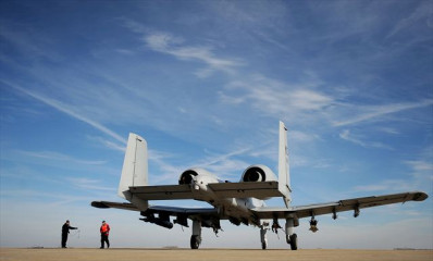 Click to enlarge image A-10_Thunderbolt_II_close_air_support_USAF_US_American_air_force_aircraft_military_equipment_004.jpg