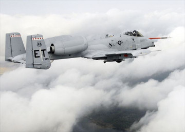 Click to enlarge image A-10_Thunderbolt_II_close_air_support_USAF_US_American_air_force_aircraft_military_equipment_007.jpg