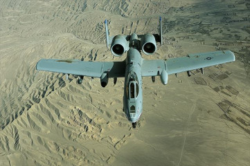 Click to enlarge image A-10_Thunderbolt_II_close_air_support_USAF_US_American_air_force_aircraft_military_equipment_009.jpg