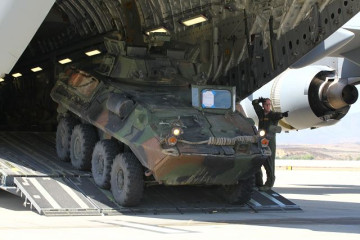 Click to enlarge image Lav-25_General_Motors_Mowag_light_wheeled_armoured_vehicle_personnel_carrier_US-Army_United_States_035.jpg