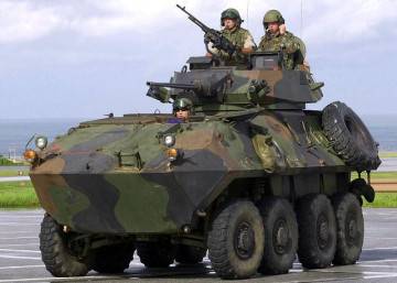 Click to enlarge image Lav-25_General_Motors_Mowag_light_wheeled_armoured_vehicle_personnel_carrier_US-Army_United_States_036.jpg