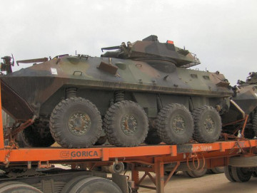 Click to enlarge image Lav-25_General_Motors_Mowag_light_wheeled_armoured_vehicle_personnel_carrier_US-Army_United_States_039.jpg