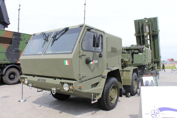Click to enlarge image MEADS_launcher_unit_truck_Medium_Extended_Air_Defense_System_United_States_American_defence_industry_military_technology_009.jpg