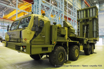 Click to enlarge image Vityaz_Hero_50P6_launcher_unit_medium_range-air_defense_missile_system_Almaz-Antey_Russia_Russian_defence_industry_002.jpg