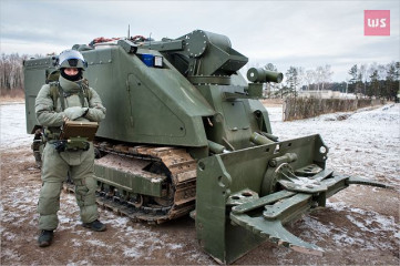 Click to enlarge image Uran-14_MRTK-P_multifunctional_robotic_firefighting_complex_unmanned_ground_robot_Russia_Russian_army_001.jpg