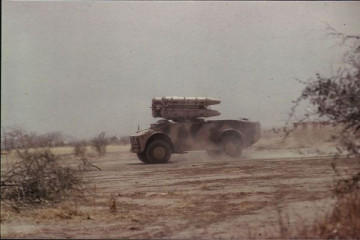 Click to enlarge image Crotale_firing_unit_low-altitude_surface-to-air_missile_system_France_French_army_011.jpg