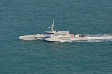 Click to enlarge image Ocean_Eagle_43_patrol_vessel_CMN_Constructions_Mecaniques_de_Normandie_picture_004.JPG