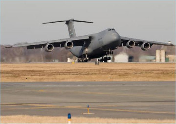 Click to enlarge image C-5_Galaxy_military_transport_aircraft_US_United_States_Air_Force_USAF_American_defence_aviation_industry_005.jpg