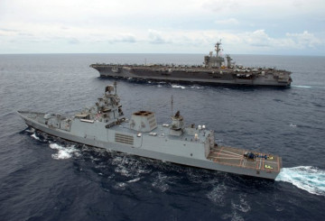 Click to enlarge image Shivalik_frigate_FFG_INS_indian_navy_002.jpg