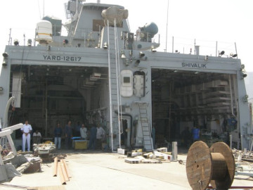 Click to enlarge image Shivalik_frigate_FFG_INS_indian_navy_007.jpg