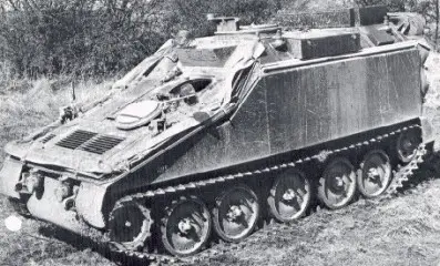Click to enlarge image CVRT_Sultan_FV105_light_tracvked_armoured_vehicle_command_post_British_Army_United_Kingdom_002.jpg