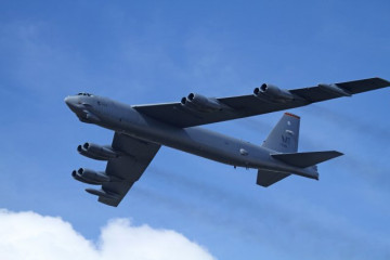Click to enlarge image B_52_Stratofortress_datasheet_640_002.jpg