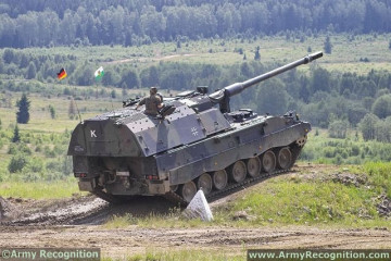 Click to enlarge image Pzh_2000_krauss_maffei_wegmann_self-propelled_howitzer_tracked_armoured_vehicle_German_Army_German_026.jpg