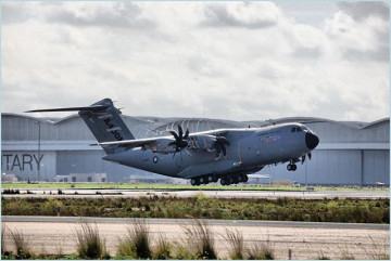 Click to enlarge image A400_Airbus_military_transport_aircraft_Spain_Spanish_aviation_air_defence_industry_015.jpg