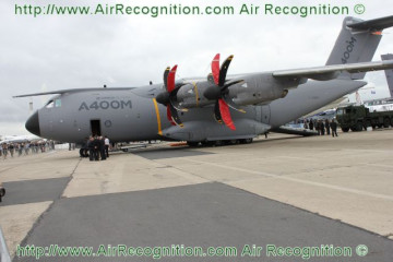 Click to enlarge image A400_Airbus_military_transport_aircraft_Spain_Spanish_aviation_air_defence_industry_016.jpg