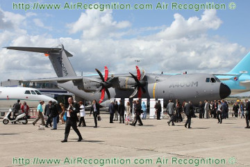 Click to enlarge image A400_Airbus_military_transport_aircraft_Spain_Spanish_aviation_air_defence_industry_017.jpg