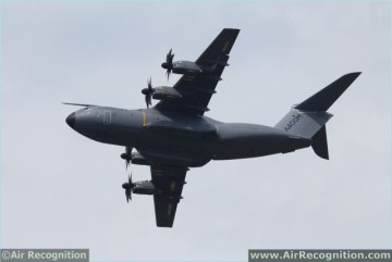 Click to enlarge image A400_Airbus_military_transport_aircraft_Spain_Spanish_aviation_air_defence_industry_021.jpg