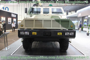 Click to enlarge image SH1_wheeled_self-propelled_howitzer_155mm_China_Chinese_defence_industry_military_technology_008.jpg