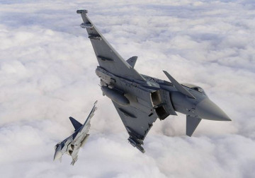 Click to enlarge image Eurofighter_Typhoon_multirole_fighter_aircraft_Germany_German_aviation_defence_industry_006.jpg