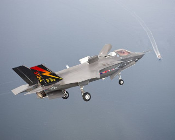 Click to enlarge image F-35B_Lightning_II_fighter_aircraft_United_States_US_aviation_air_defence_industry_military_technology_004.jpg