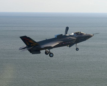 Click to enlarge image F-35B_Lightning_II_fighter_aircraft_United_States_US_aviation_air_defence_industry_military_technology_010.jpg