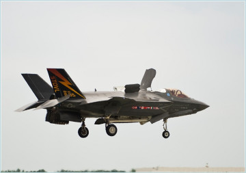Click to enlarge image F-35B_Lightning_II_fighter_aircraft_United_States_US_aviation_air_defence_industry_military_technology_015.jpg