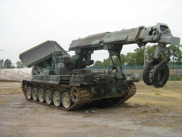Click to enlarge image IMR-2M_IMR-2M1_engineer_obstacle_clearing_tracked_armoured_vehicle_Russia_Russian_army_defence_industry_011.jpg