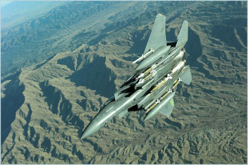 Click to enlarge image F-15E_Strike_Eagle_Air-to-ground_attack_fighter_aircraft_United_States_US_Air_Force_USAF_009.jpg