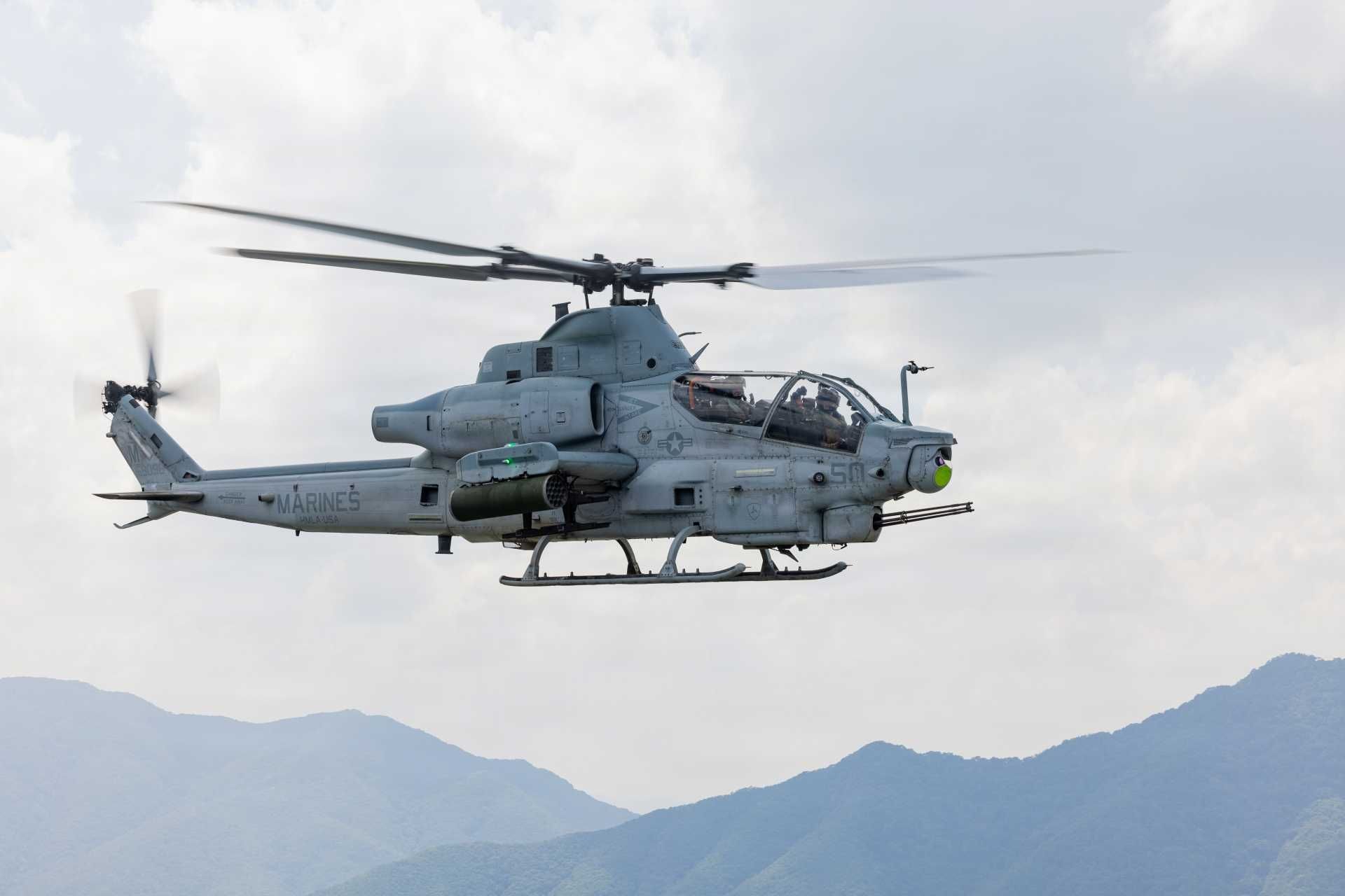 Bell has begun building Nigeria’s first of 12 AH-1Z Viper attack helicopters under a $997 million acquisition contract that also includes 28 engines and 2,000 APKWS precision-guidance kits. (Picture source: US DoD)