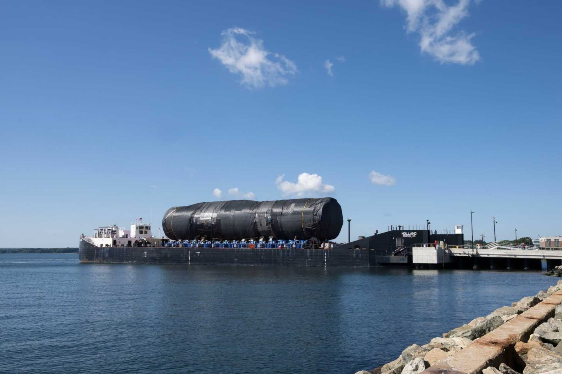 The Virginia Payload Module (VPM) is an 84-ft-long hull extension containing four large-diameter payload tubes to increase the Virginia-class submarines' vertical missile capacity from 12 to 40 while also supporting future weapons and unmanned underwater systems. (Picture source: GDEB)