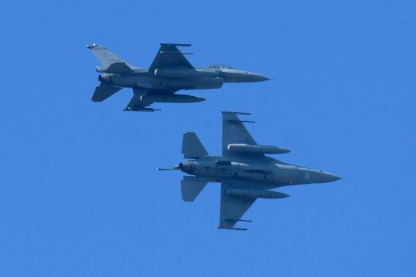 ROCAF F-16V Block 20 fighter in operational service. Taiwan’s upgraded Block 20 fleet will be complemented by 66 newly built F-16V Block 70 aircraft. (Picture source: ROCAF)