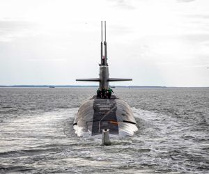 USS Wyoming (SSBN-742), an Ohio-class ballistic-missile submarine armed with Trident II D5 submarine-launched ballistic missiles, has shifted to Naval Base Kitsap-Bangor as the U.S. Navy repositions newer SSBNs in the Pacific ahead of the Columbia-class transition.
