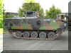AMX-10_VOA_Artillery_Observation_Armoured_Vehicle_France_07.jpg (130170 bytes)