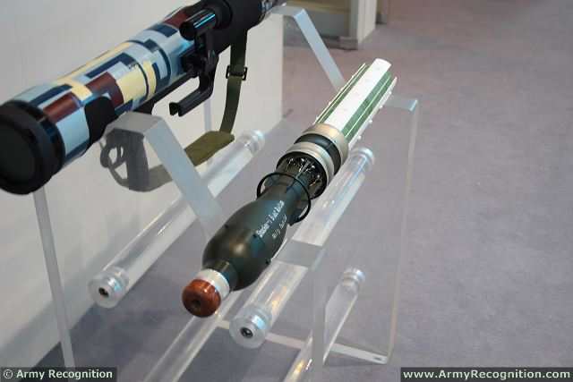 The Chinese Company Poly Technologies has unveiled its new Shoulder-Launched Rocket (SLR) with low collateral damage at AAD 2014, Africa Aerospace and Defence Exhibition near Pretoria, in South Africa. With this new product, Chinese defense industry has the goal to reach the international military market with state-of -the-art technology.