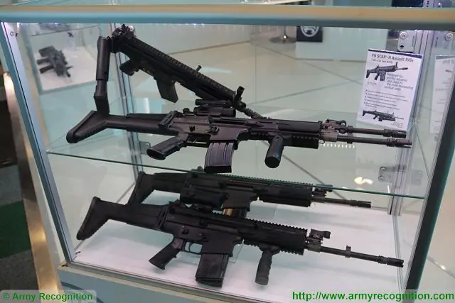 Belgian small arms manufacturer FN Herstal presents its full range of military and security products at AAD 2016, the Africa Aerospace and Defence Exhibition which takes near Pretoria, South Africa. At the booth of FN Herstal, trade visitors have the opportunity to see latest generation of assault rifles, machine guns, grenade launcher and pistols designed and manufactured by FN Herstal. 
