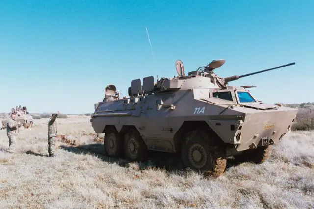 Ratel_20_armoured_infantry_fighting_vehicle_20mm_cannon_turret_South_Africa_African_army_military_equipment_001.jpg