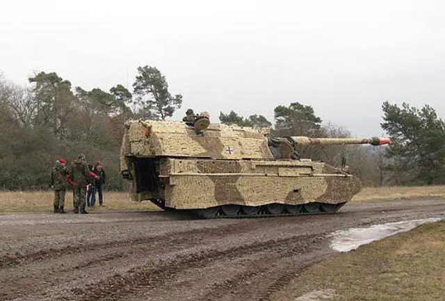 The ISAF-employed self-propelled howitzers of the type 2000 A2 will be equipped with a mobile multispectral camouflage system (“MMT”) as of April 2012. Apart from providing camouflage, the MMT equipment also relieves the stress on the AC system by reducing the solar heat load in the crew compartment. 