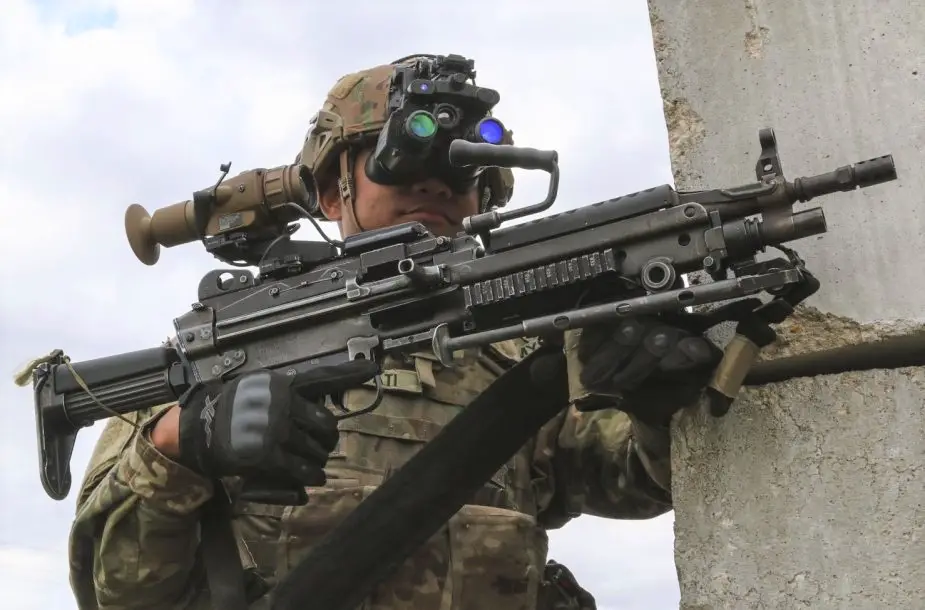 U.S. 1st Infantry Division first to field new night vision equipment 2