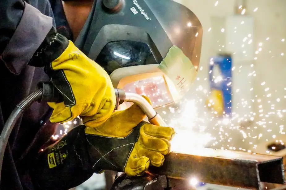 U.S. Army introduces weld automation for next generation combat vehicles