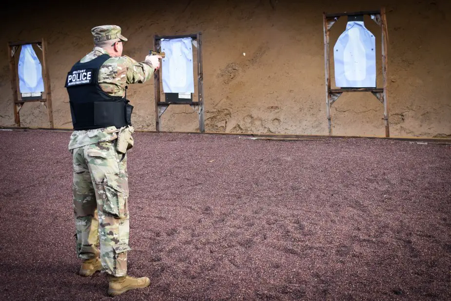 U.S. MPs use new Modular Handgun System to train qualify 1
