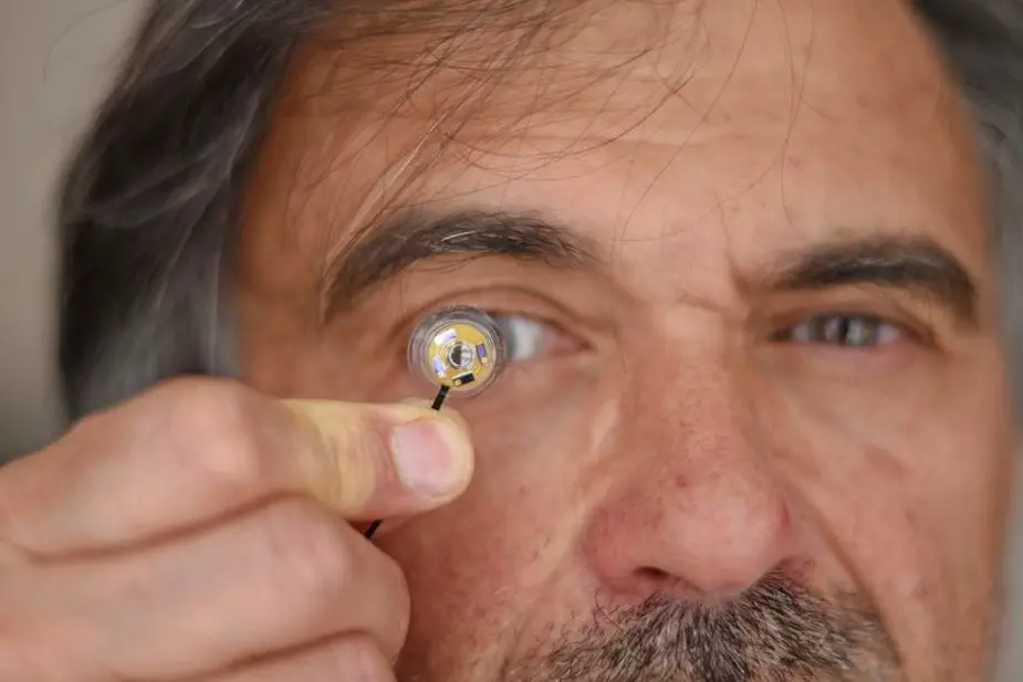 US DARPA and Microsoft interested in a French connected contact lens