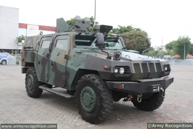 IndoDefence 2014, which is held at Jakarta from 5 to 8 November, has been chosen by Pindad to highlight a new light armored tactical vehicle focused on recon missions, the Komodo Recon. The Komodo is a specific armored vehicle that enables ground troops to conduct operations that requires high maneuverability. 