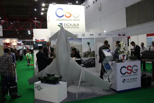 The Czech Excalibur International unveils for the first time its UAV Cantas at Indodefence 2016 002