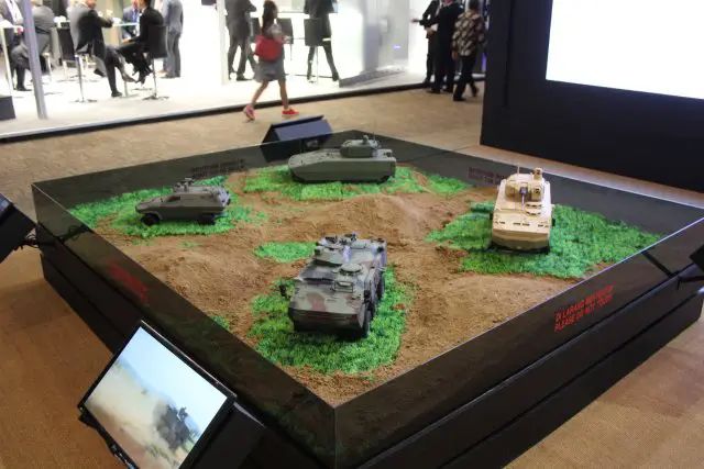 The Turkish manufacturer Otokar presents its  land systems t Indodefence 2016 002