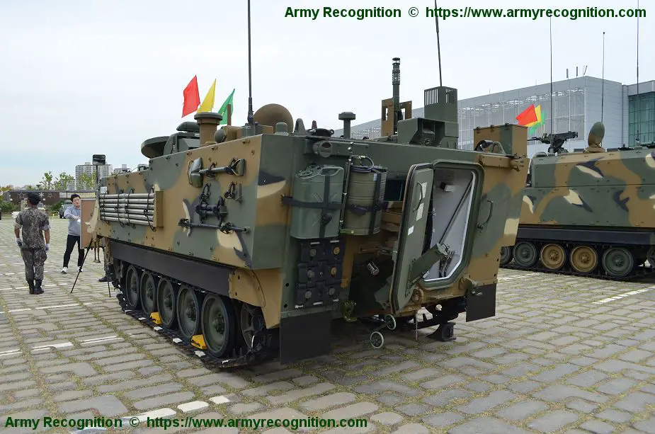 Recon Vehicle II NRBC tracked armored of South Korean army DX Korea 2018 925 002