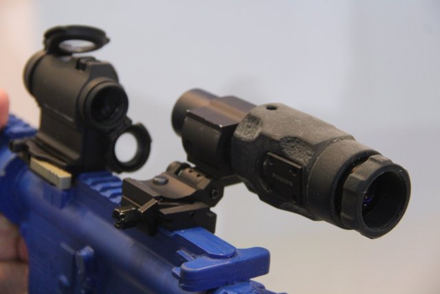 Aimpoint proposes to discover its new Magnifier modules and its FlipMount quick attach system 640 001