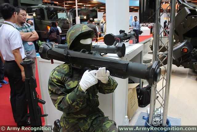 The Chung-Shan Institute of Science and Technology (CSIST) of Taiwan presents at TADTE 2013, the Taipei Aerospace and Defense Technology Exhibition, a new rocket launcher system, the Kestrel. The Tawainese Armed Forces and especially the Marine Corps has requested for a new type of rocket launcher system. 