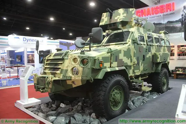 The Thai Defence Company Chaiseri presents its full range of First Win family of 4x4 armoured vehicles at Defense and Security 2015, international exhibition in Bangkok, Thailand. Chaiseri is now one of the major military product suppliers for the Royal Thai Army. 