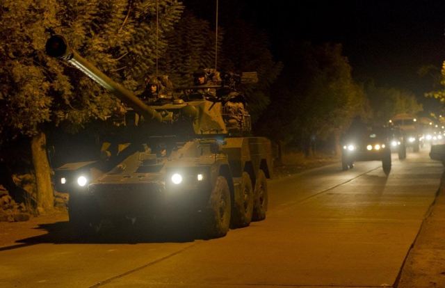 French army armoured vehicles are heading from the Malian capital Bamako under the cover of darkness towards the north of the country, to target areas currently under the control of islamist rebels. Since January 14, the French combat aircraft (Rafale, Mirage F1 CR and Mirage 2000D) conducted eight missions against a dozen targets around the town of Diabali. They were supported by air refueling aircraft C135F. 