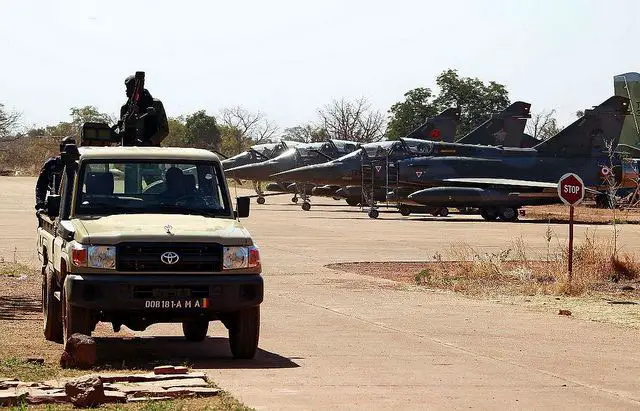 The fighter aircraft of the French Army have conducted a dozen missions including reconnaissance of Islamist rebels movements and attacks against ground targets in the region of Diabali. French soldiers are deployed in Markala to protect the way to the Malian capital and ban access to any infiltration of armed Islamist rebels.